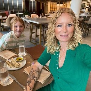 Meet your Posher, Sam